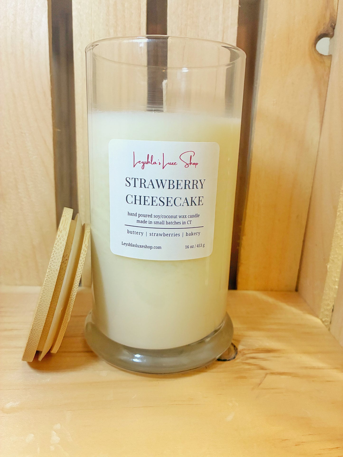 STRAWBERRY CHEESECAKE 16 OZ. CANDLE
