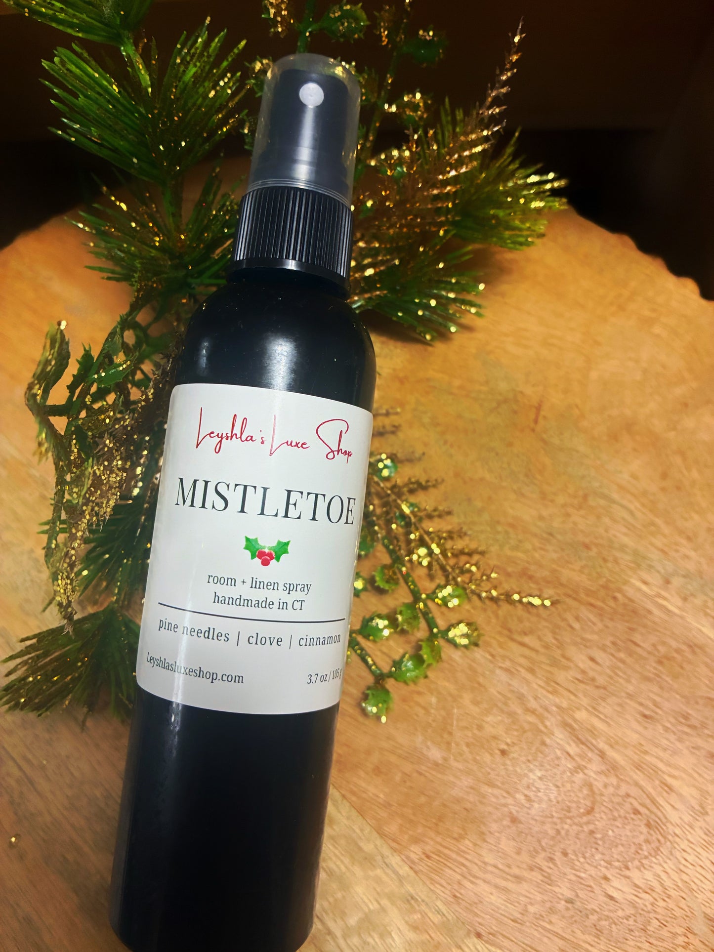 MISTLETOE ROOM + LINEN SPRAY