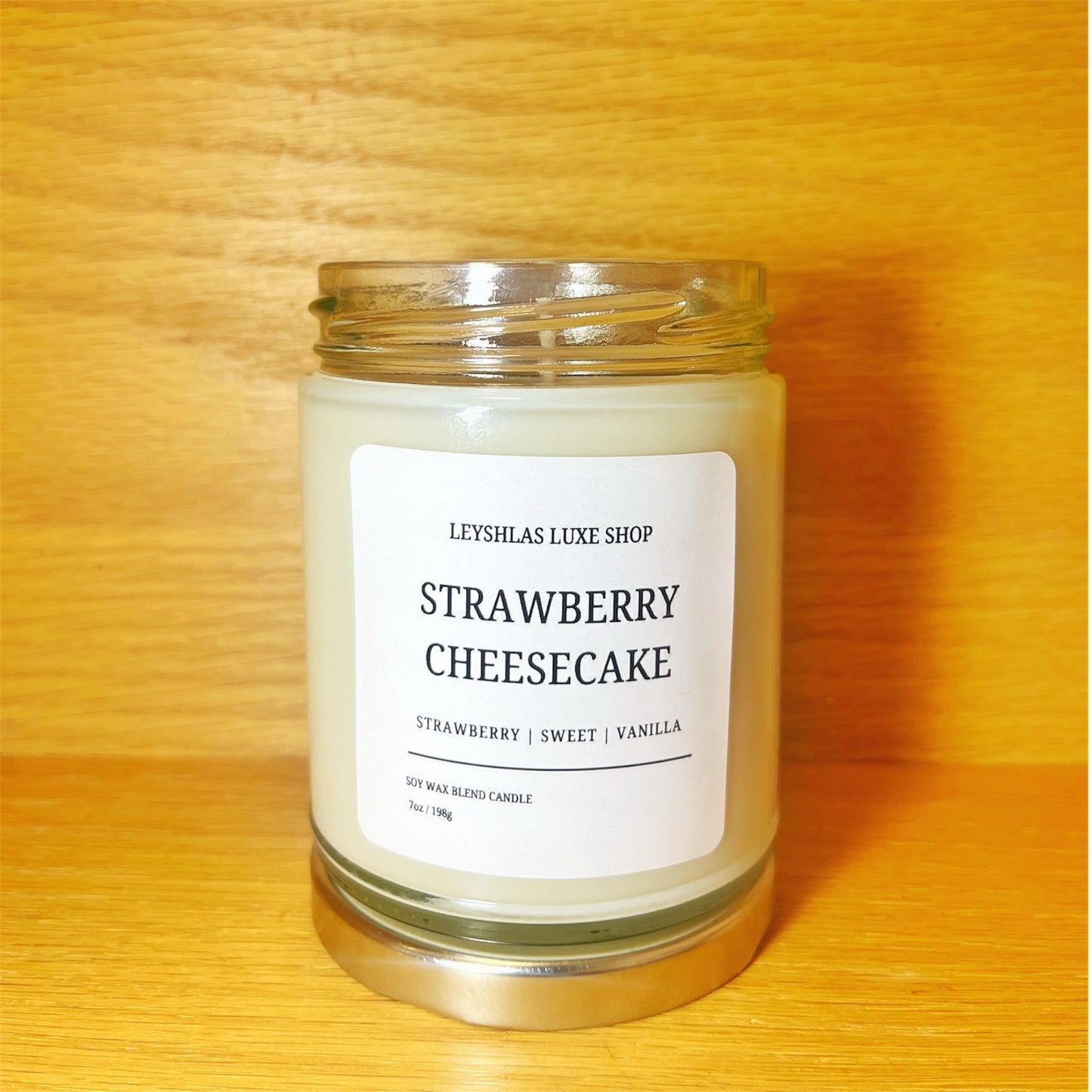 STRAWBERRY CHEESECAKE 7 OZ. CANDLE