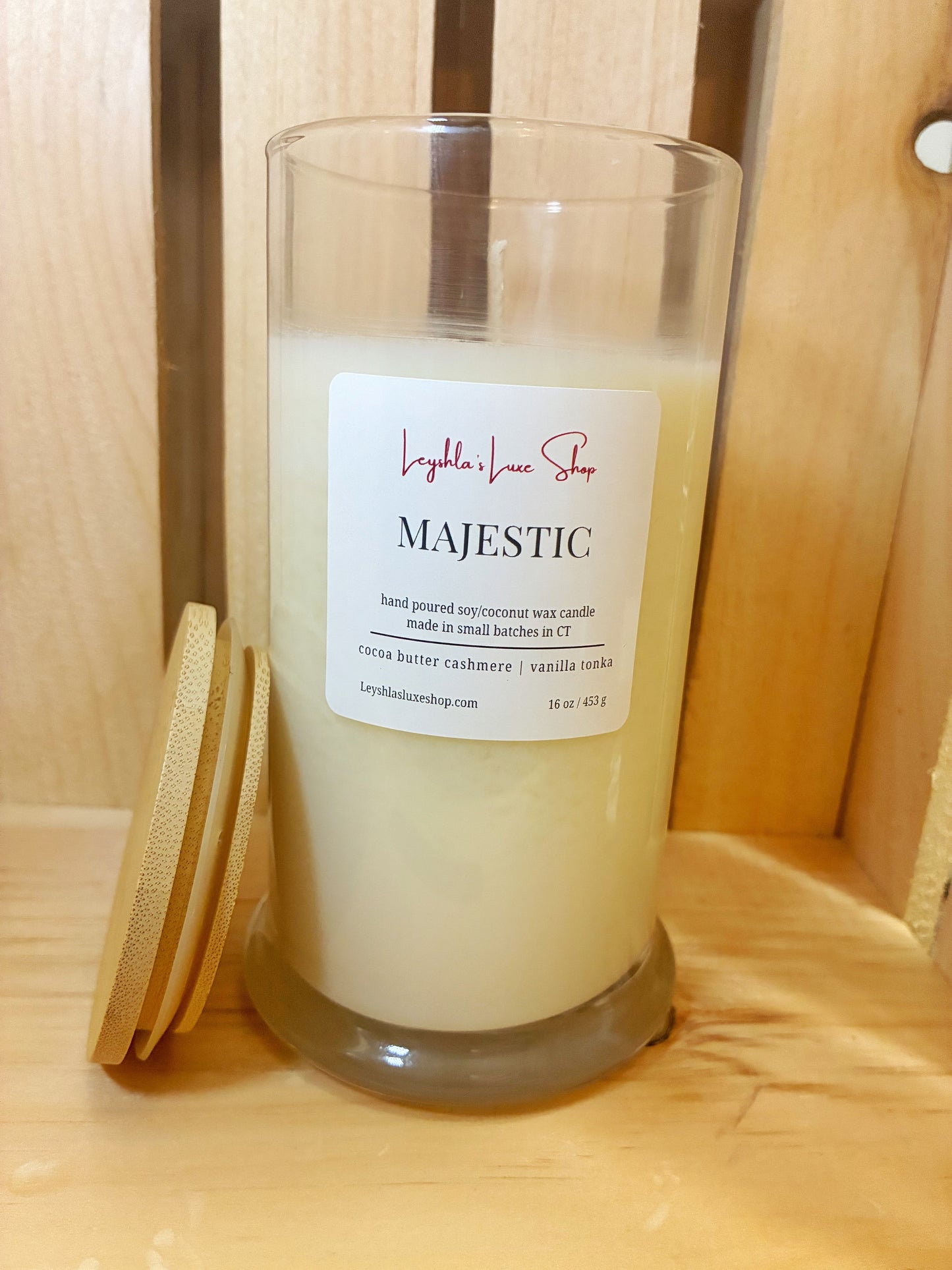 MAJESTIC 16 OZ. CANDLE
